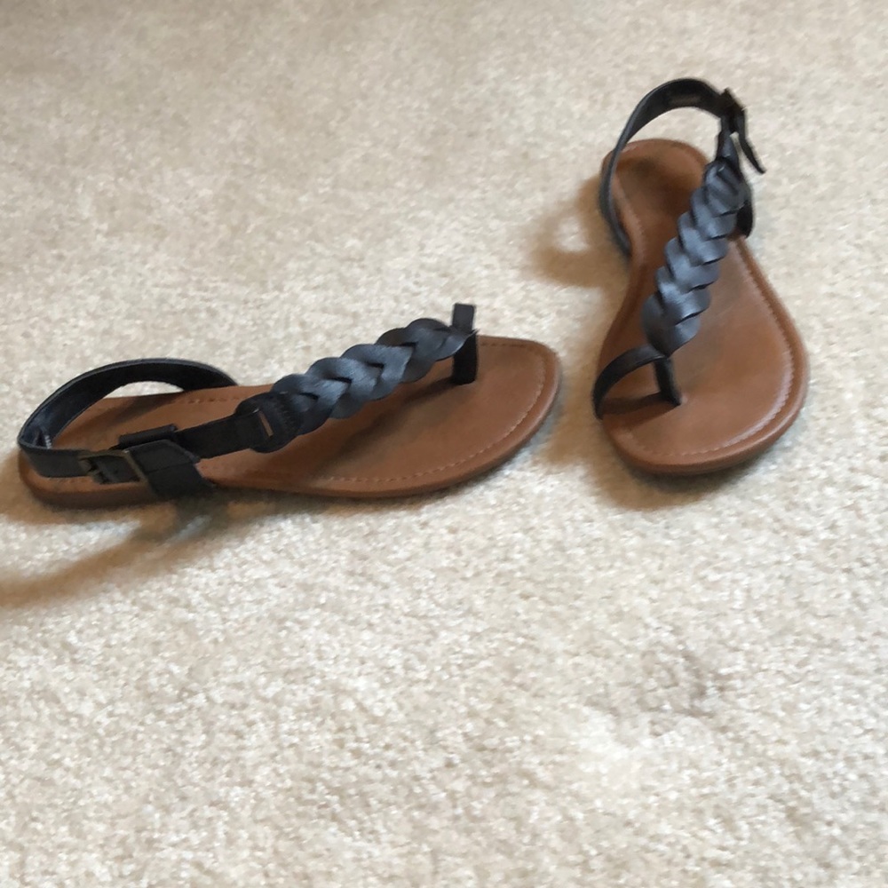 Rampage Black Braided Sandals